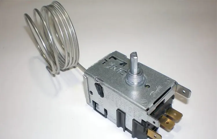 خرابی ترموستات باعث میشود یخچال اتومات نکند