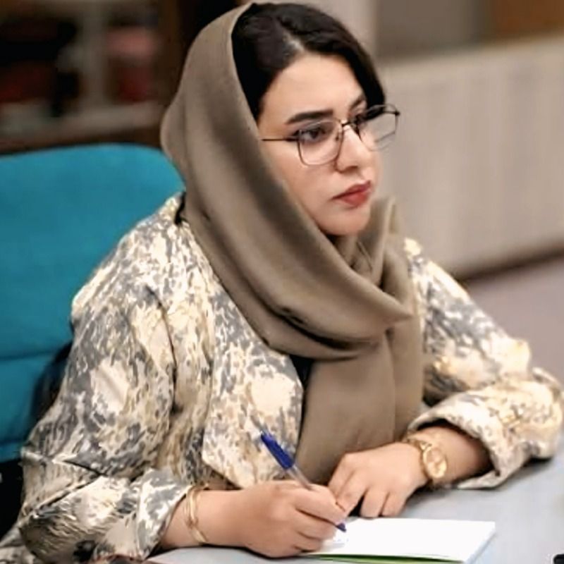 مهسا بهداروند