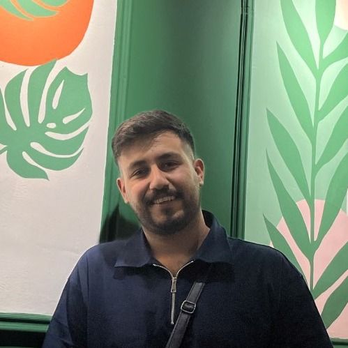 احمدرضا نوری - نظریه پرداز و کنجکاو دنیای اینترنت