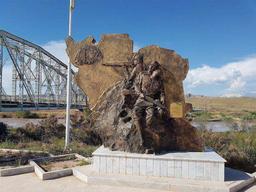 داستان ۳ سرباز پل جلفا