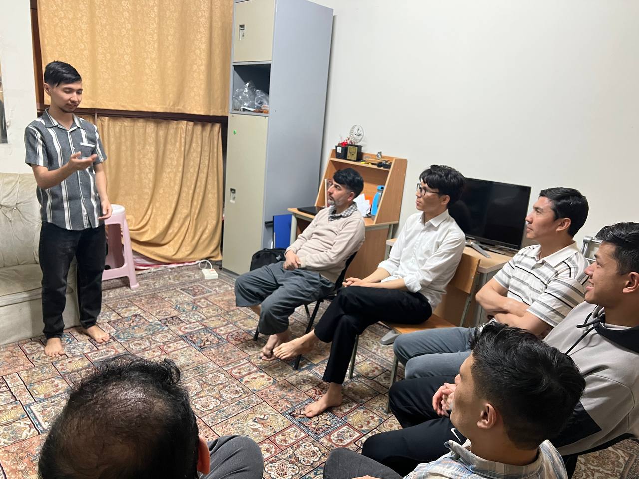 جلسه هفته دوم و بحث با دانشجویان