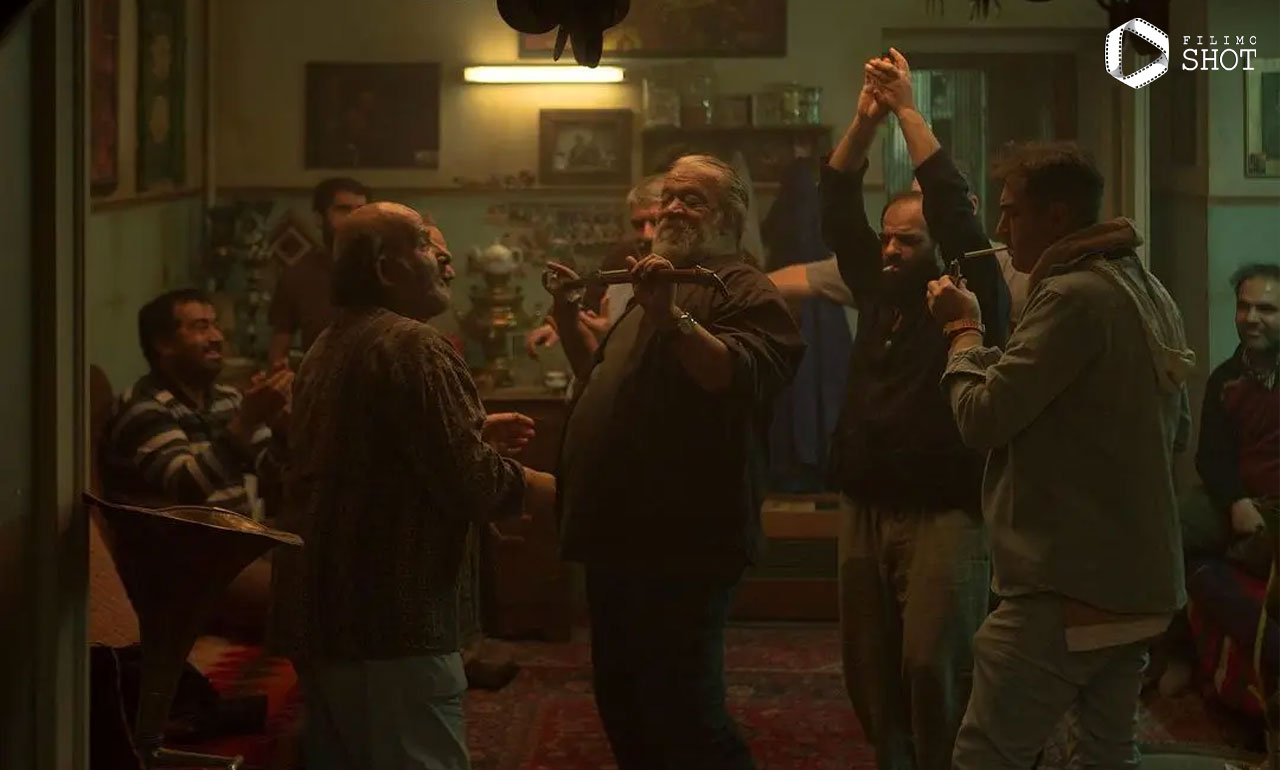 «حسن پورشیرازی» در نمایی از فیلم سینمایی «پیرپسر»