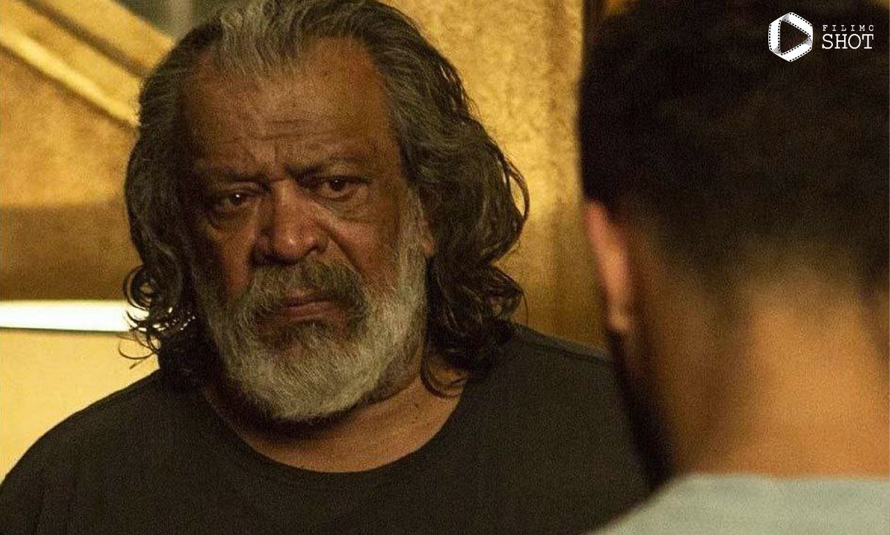«حسن پورشیرازی» در نمایی از فیلم سینمایی «پیرپسر»
