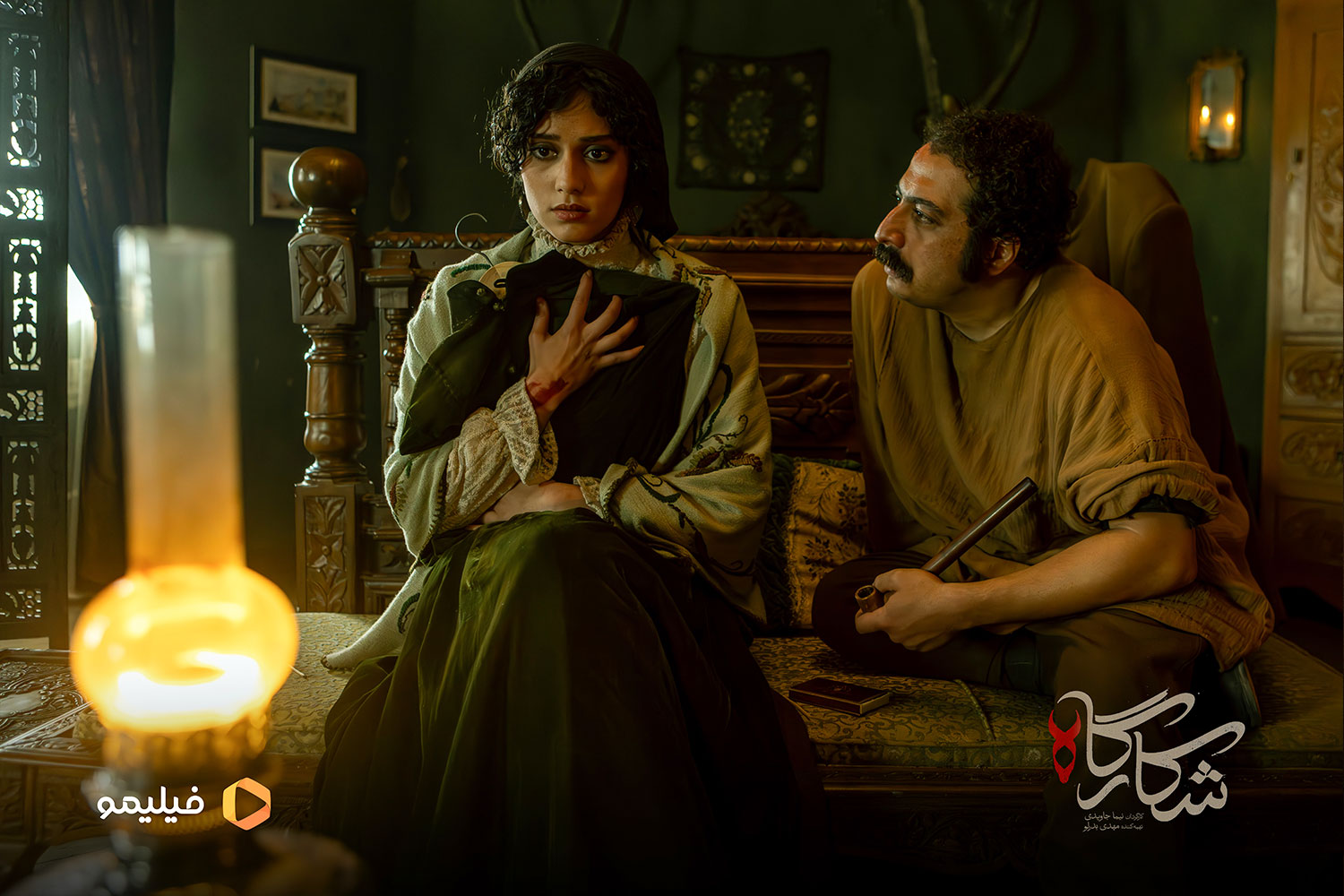 «نیک آفرید سماواتی» و «عرفان ابراهیمی» در نمایی از سریال «شکارگاه»