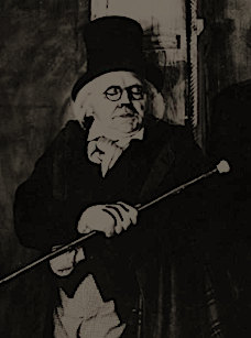 غریبه ای در حیاط (بخش اول)