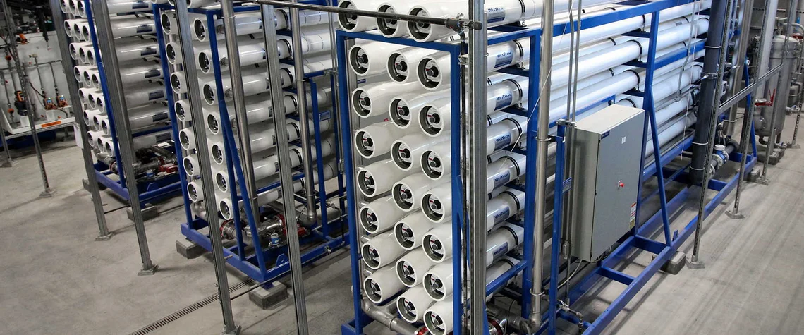 آب شیرین کن دریایی 2000 متر مکعب سیستان