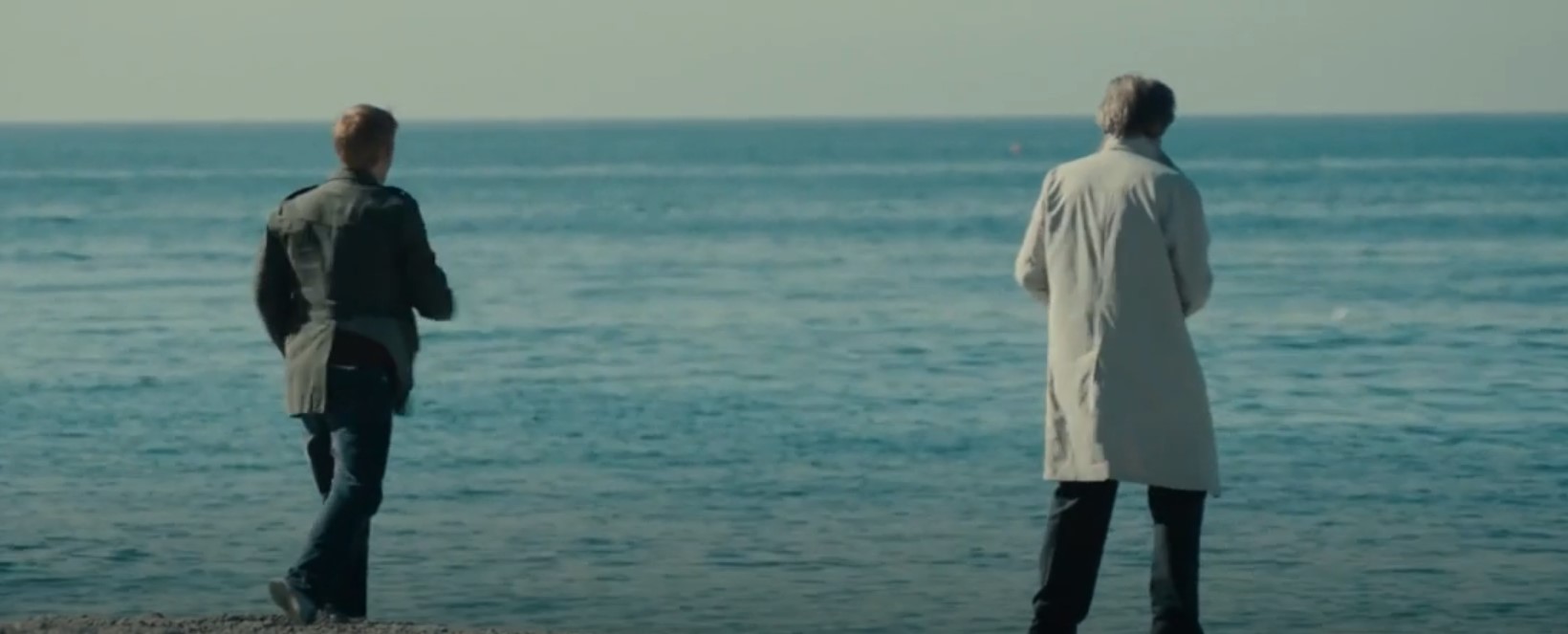 دریا... دریا وایب قشنگی داره نه؟