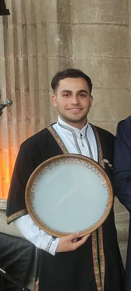 مرتضی مرشدی نوازنده دایره(قاوال)