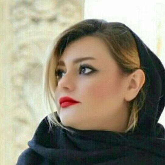 دکتر نینا صادقی