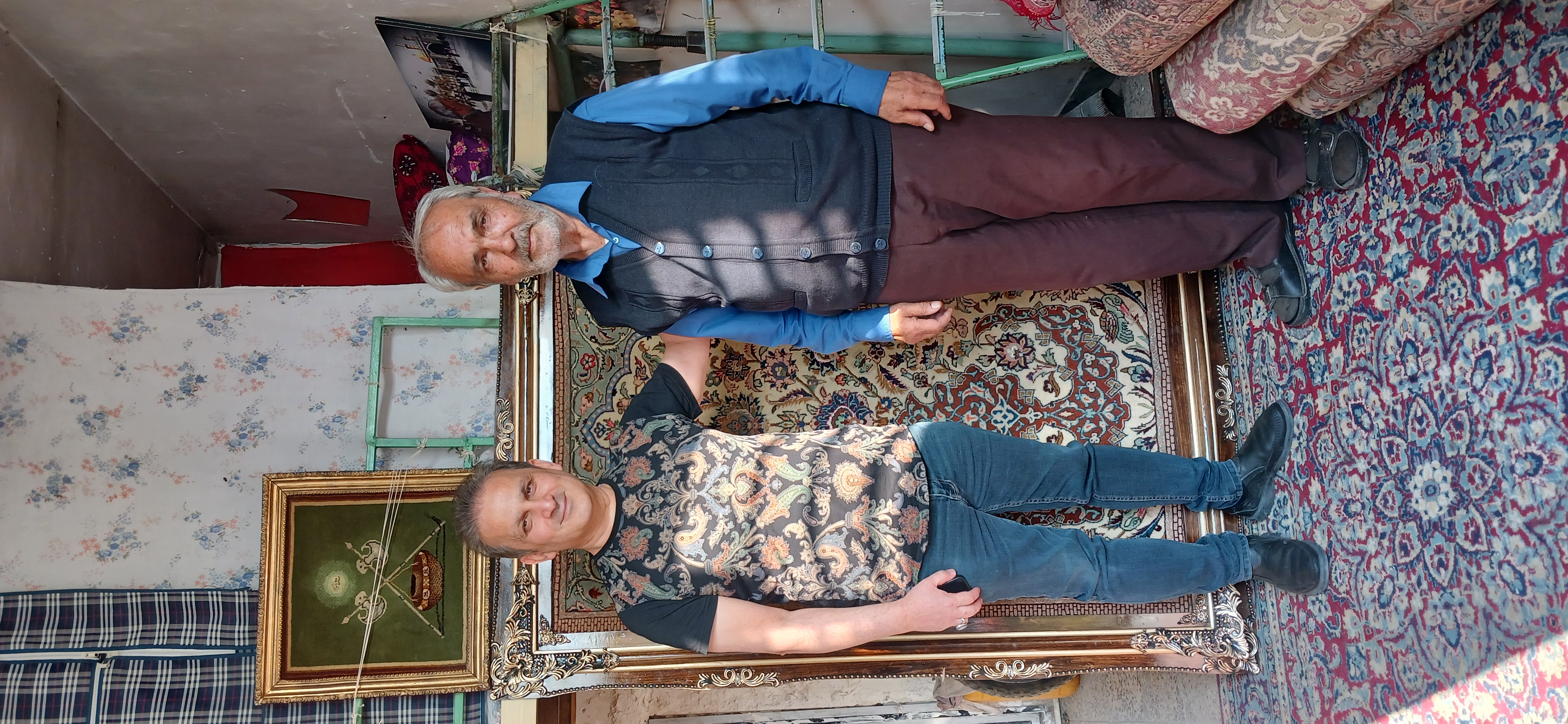 محمد مسلمی ( بازیگر) لطیف نیرومند ( استاد فرش و از شاگردان مرحوم استاد رسام عرب زاده)