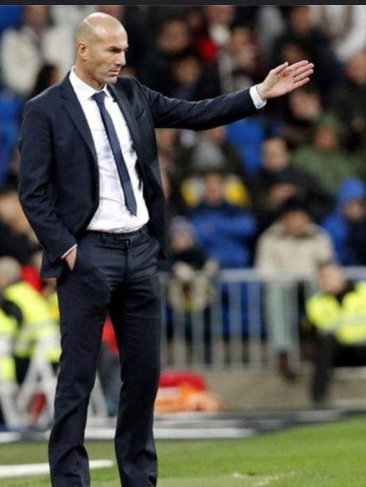 زیزو اینبار در قامت سرمربی