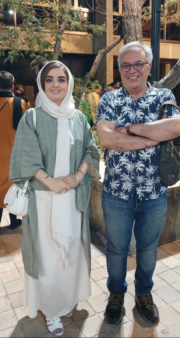 محمد حسین لطیفی و نیلوفر همرنگ