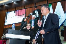 نیلوفر همرنگ و علی دایی