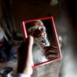 تکه آینه دردسر ساز