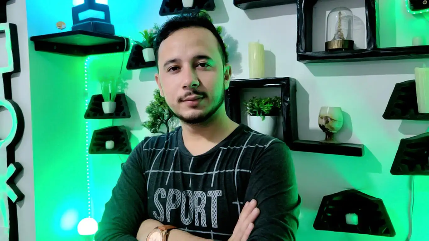 چگونه غلام‌رضا نوری به یک طراح سایت حرفه‌ای تبدیل شد؟