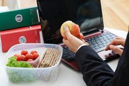 میان‌وعده‌های وگن برای محل کار: سالم، مغذی و گیاهی