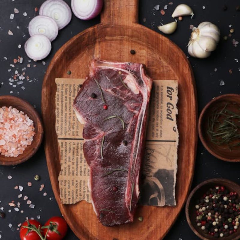 گوشت قرمز و سلامت ایمنی بدن: بررسی ارتباط با بیماری‌های خودایمنی و مزایای جایگزین‌های گیاهی