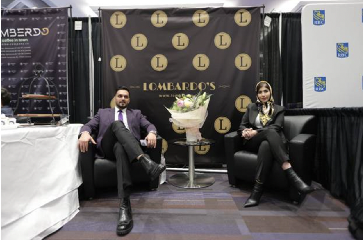 مژده شکری ساز و همسرش در افتتاحیه لومباردو در کانادا