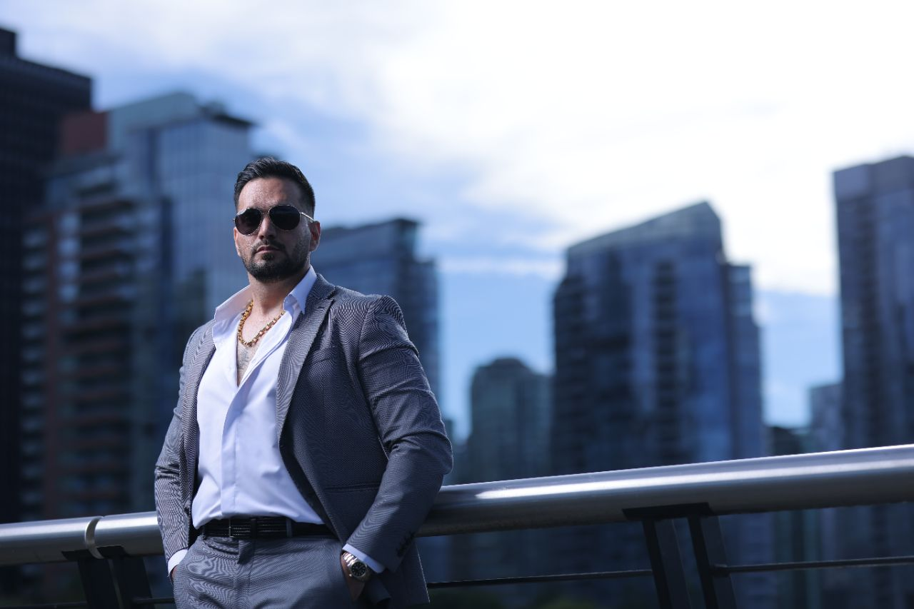 تصویر احمد ایوبی در ونکوور