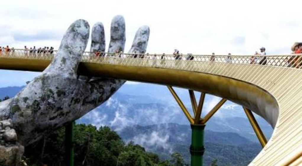 پُلی از صبر به فردا | شعری درباره تاب آوری و روشنایی درون،محمدرضا گلی احمدگورابی