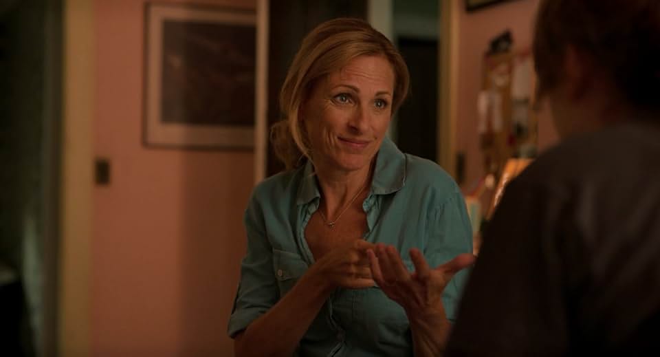 مارلی متلین در نقش مادر