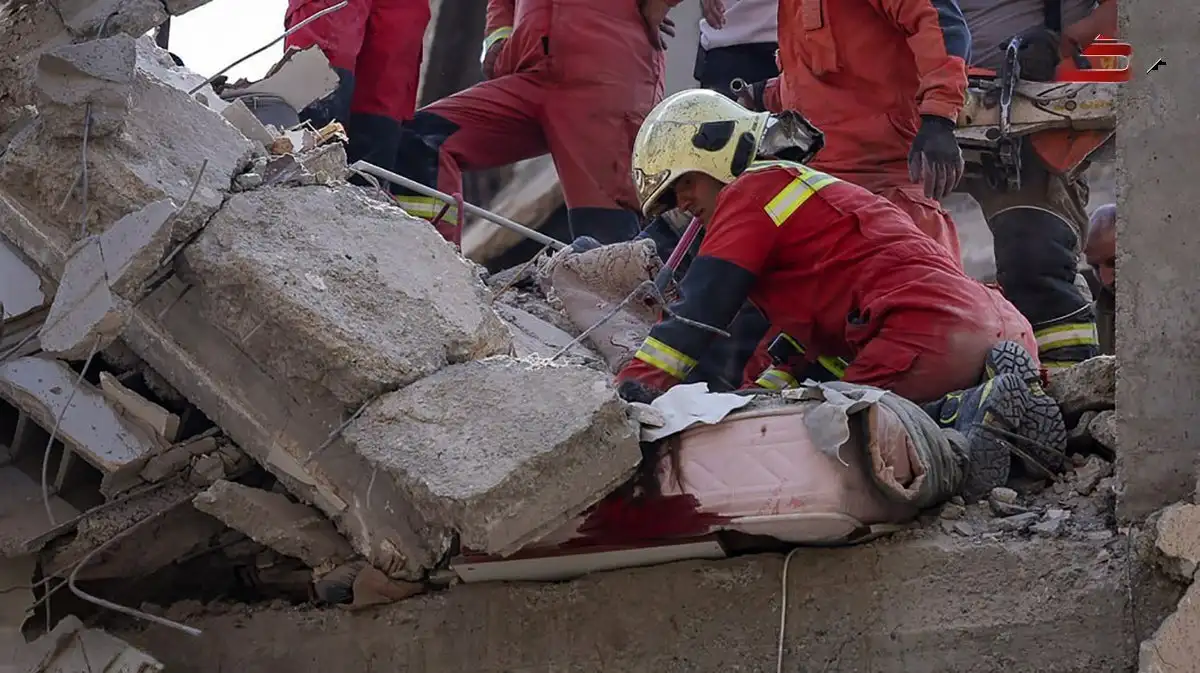 بخشی از گزارش تصویری خبرگزاری فارس | شهادت ۲۰ کودک و نوجوان ایرانی در حمله به مجتمع مسکونی شهید چمران تهران