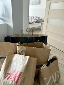 مااونقدرها هم که فکر میکنیم نیازمند نیستیم!💮