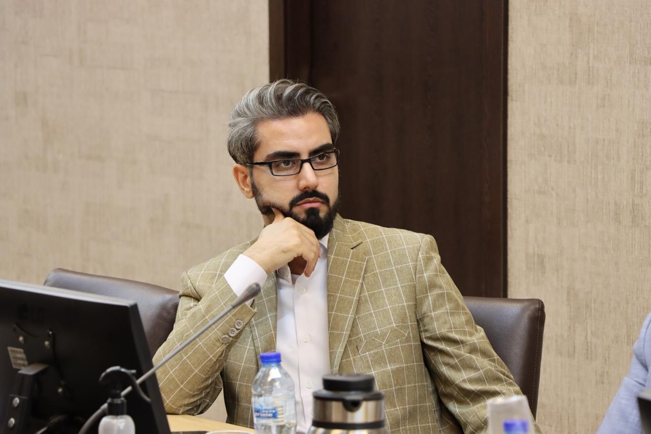 صنعت فولاد در جستجوی مواد اولیه: راهی طولانی به سوی پایداری | یادداشت از دکتر احسان طاهری حاجی‌وند