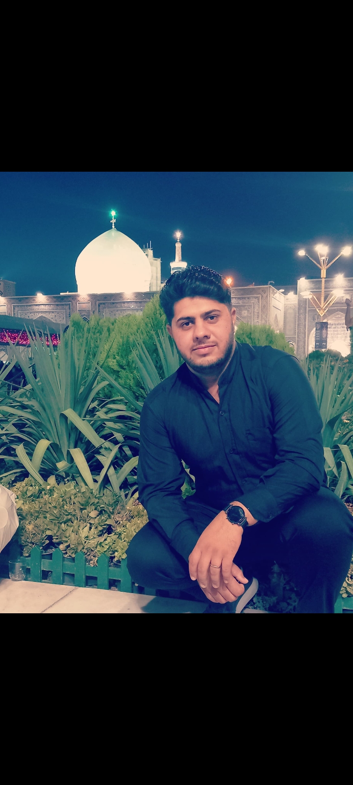 حضور مداح اهل بیت سیدمحمدحسن زارعی در حرم مطهر رضوی