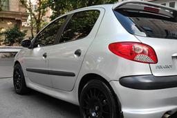 راز براق بودن ماشین پورشه همسایه: دیتیلینگ یا جادوی هری پاتر؟