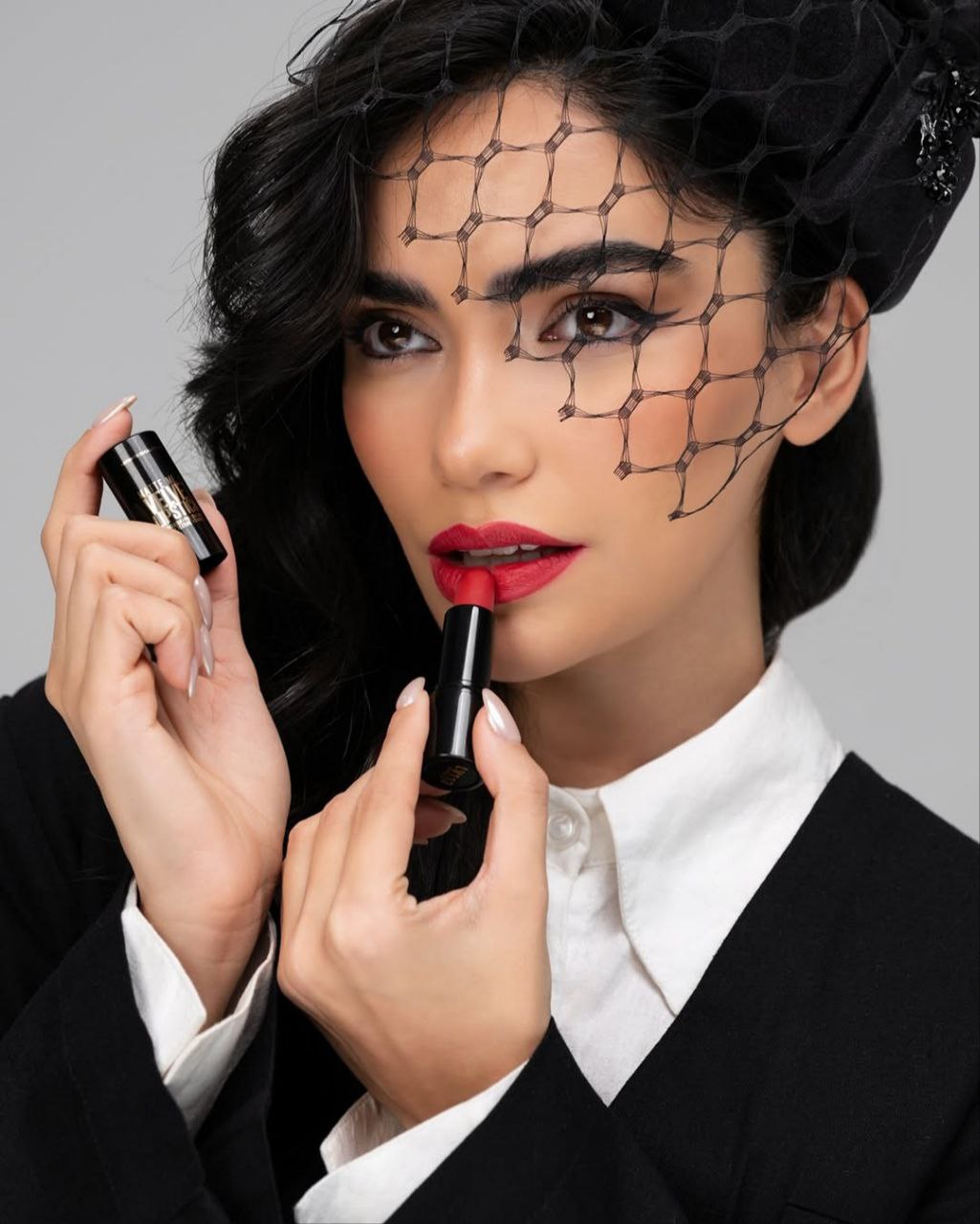 AMUTIYA™ Matte Me in Velvet Lipstick