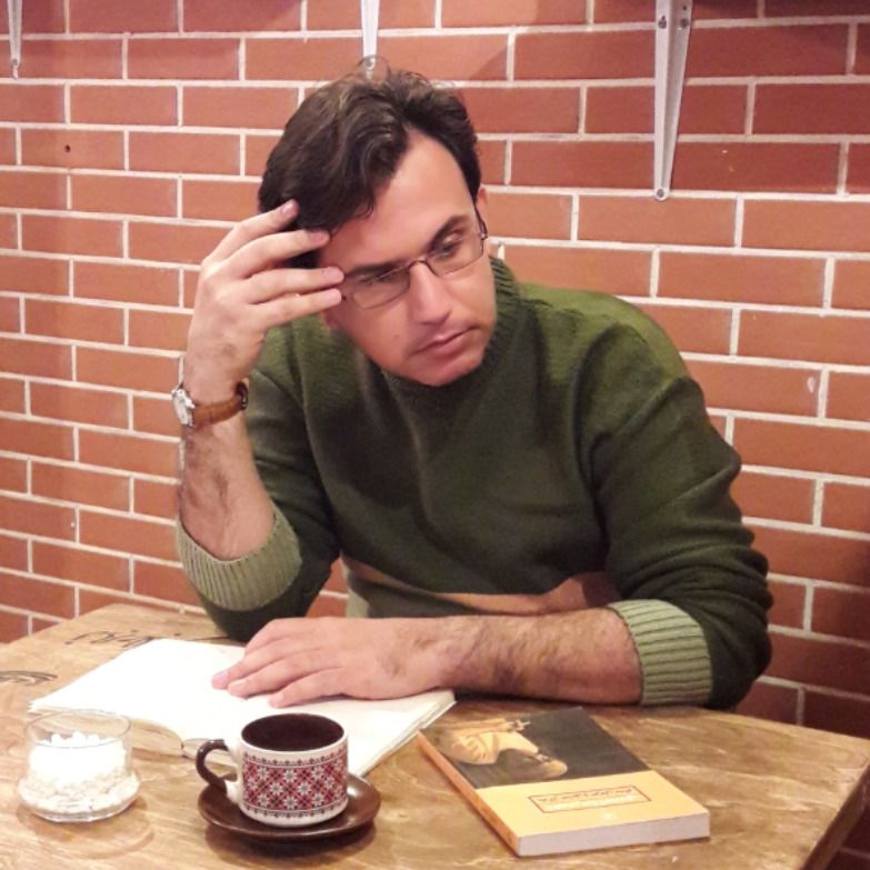 علی احسانی زاده