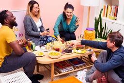 ۲۰ ایده خلاقانه برای دورهمی‌های خانگی با دوستان
