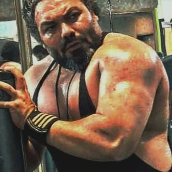 رضا اصلانی بدنساز