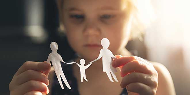 خورشید مو طلایی