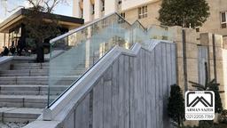 سازه های شیشه ای؛ تلفیق شفافیت و استحکام