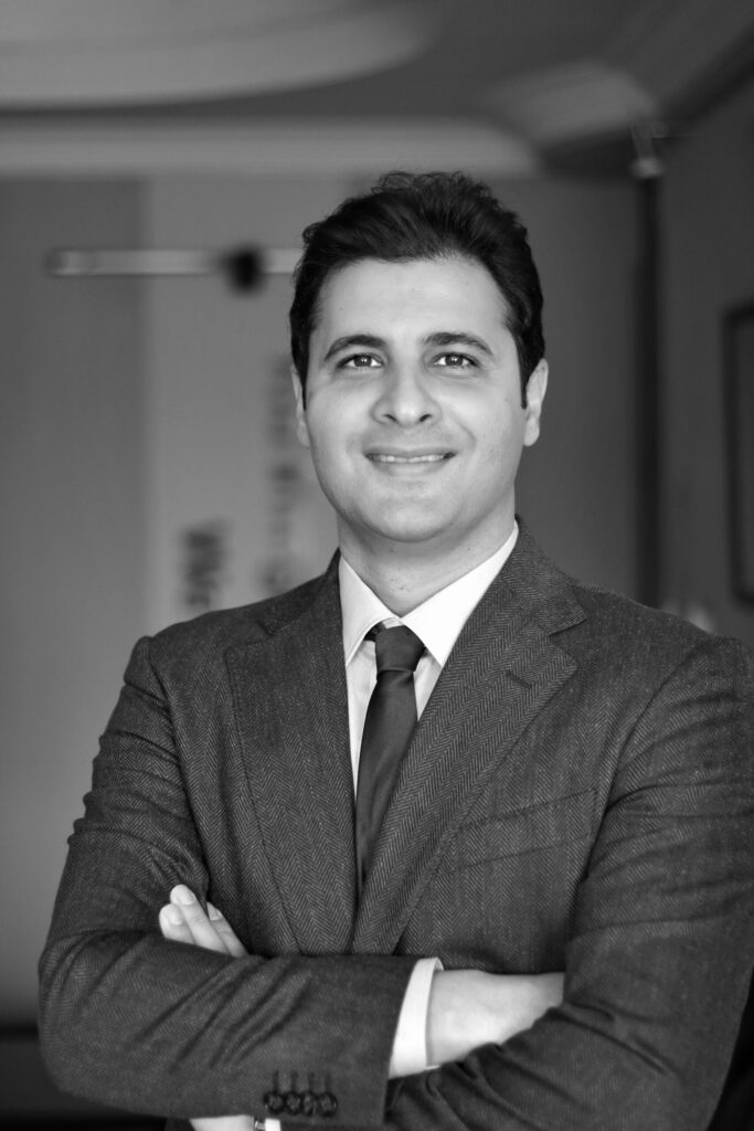 مهندس وحید قلی زاده مدیرعامل شرکت توسعه مسکن شهر -شرکت معماری و ساخت دگرش