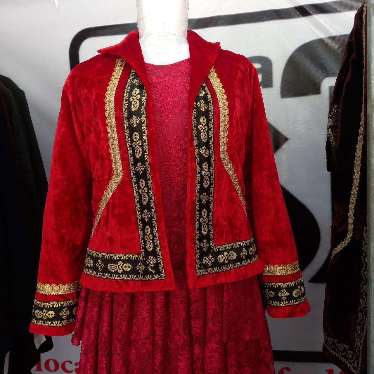 لباس زنانه لکی قوم لک