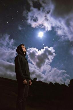 داستان عشقی که مثل ستاره پشت ابر موند