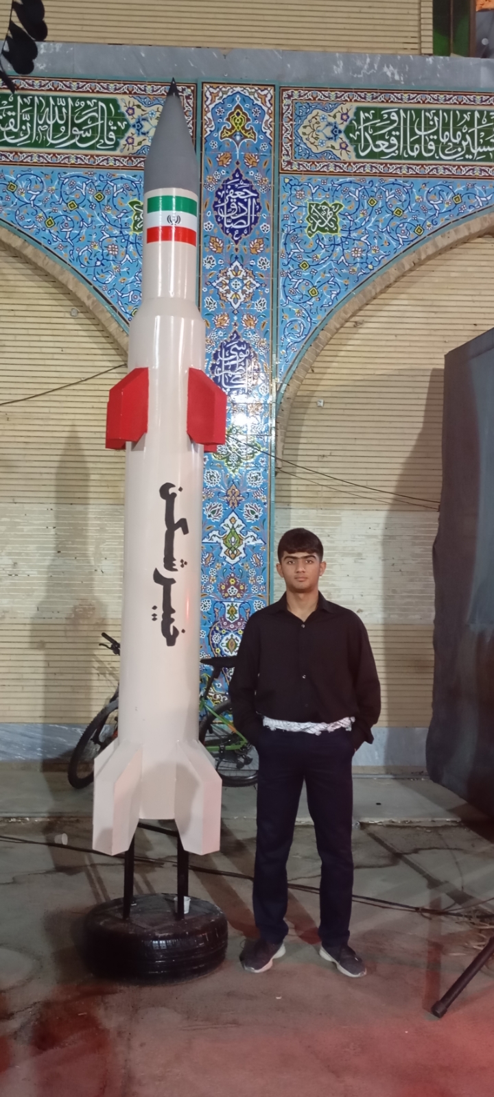 امیر سام خندان