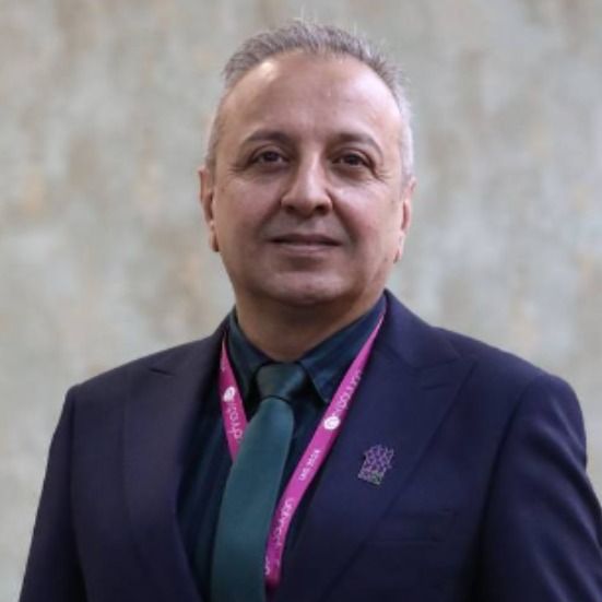 علیرضا خدیوی