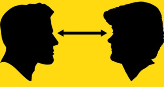 فلسفه نگاه‌های گریزان:چرا مردم در آسانسور یا مترو، به نقطه‌ای خیالی نگاه می‌کنند تا از تماس چشمی بگریزند؟