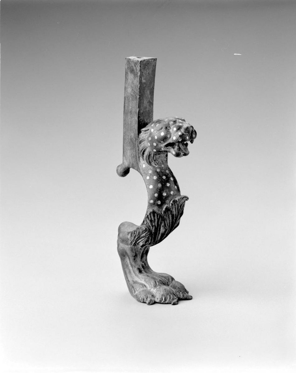 بخشی از پایه صندلی، دوره هخامنشی