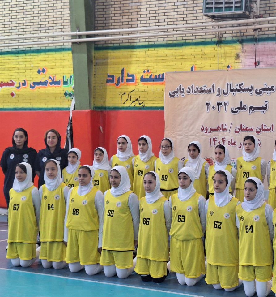 مهدیه علی آبادی یک بسکتبالیست سبزواری است که با تجربه ای کم در سال ۱۴۰۴ در مرحله استعدادیابی مینی بسکتبال کشور شرکت کرد و به تیم ملی راه یافت.