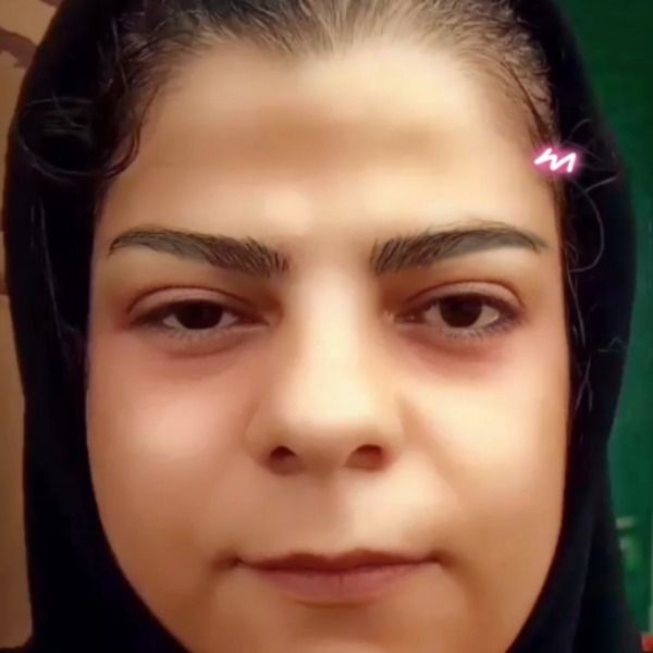 ارزو تقی پور