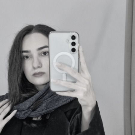 پریا طهماسبی