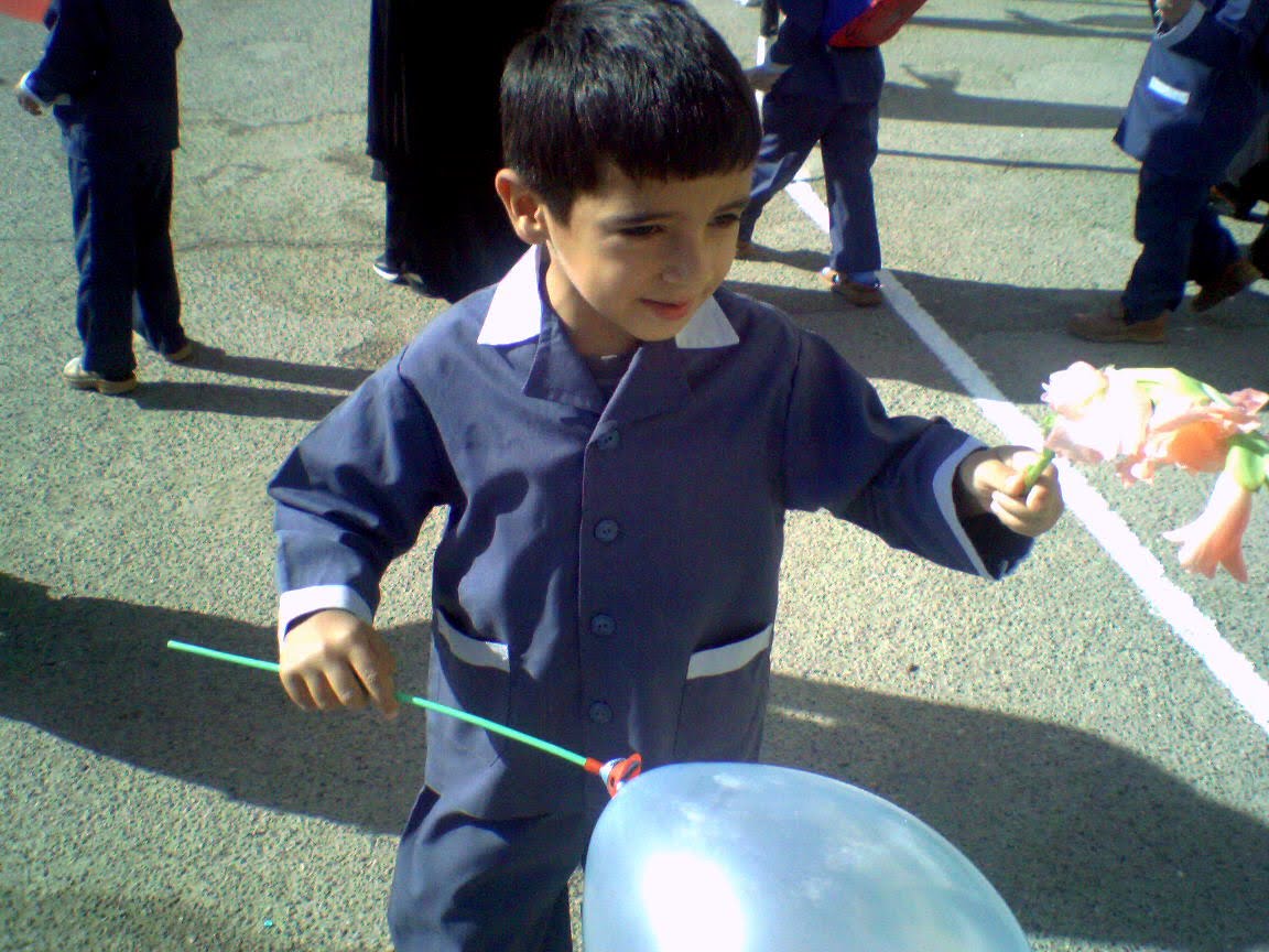 آغاز تحصیل شهید امیرحسین حسنی اقتدار (کلاس اول ابتدایی)