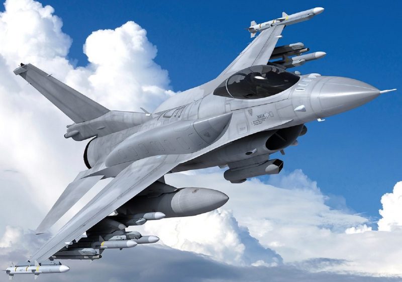 نمایی از F16