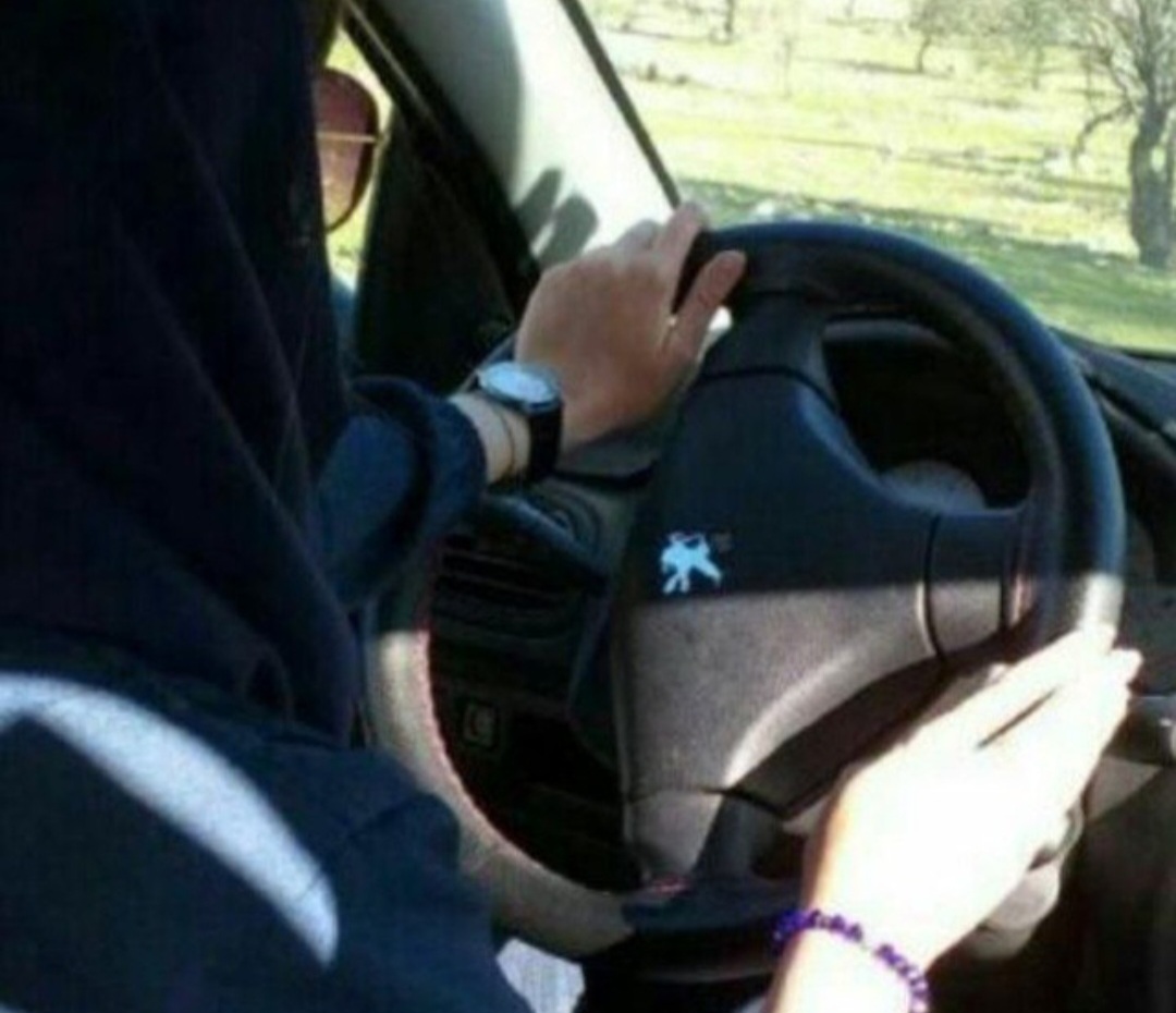 دنده عقب با اتو ابزار