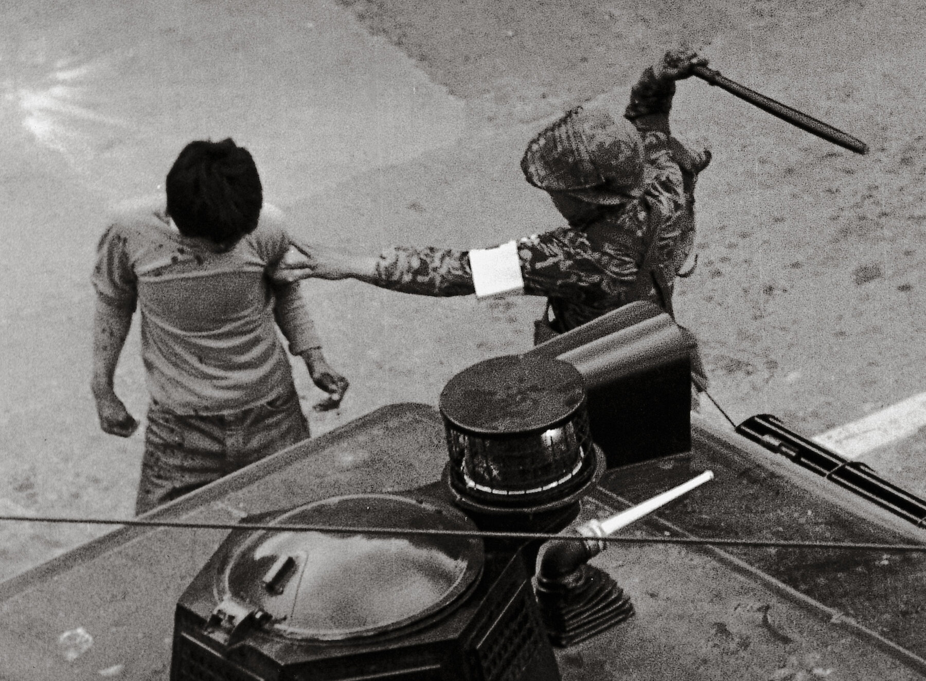 سرکوب خونین قیام گوانگجو